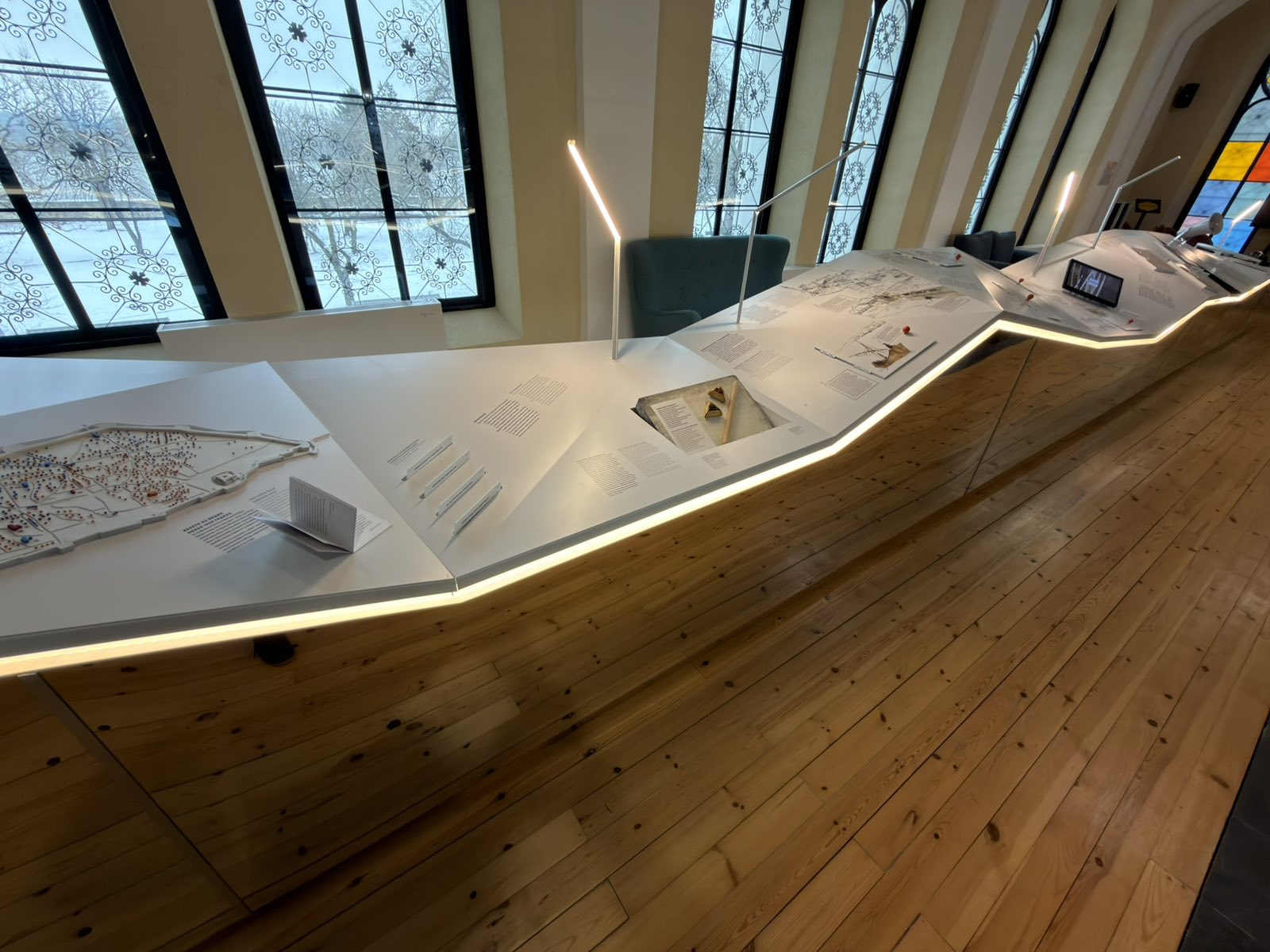  „Истории за човечност“